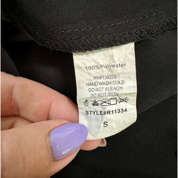 Do+Be Women’s Black Sheer Sequin Lightening Button Down Long Sleeve Top. Size S - Picture 12 of 12